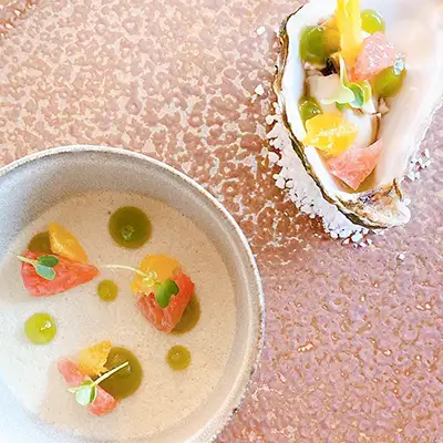 Entrée de saison préparée par le chef Yann Serra à Blanquefort