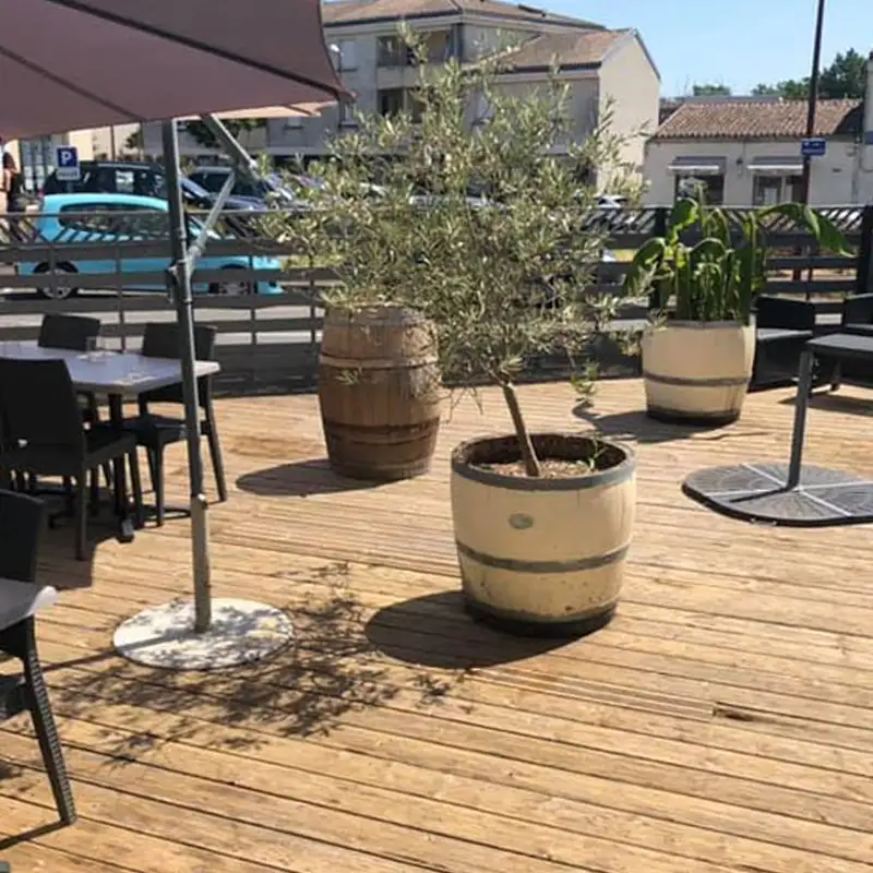 Terrasse du restaurant La Table de Caychac à Blanquefort