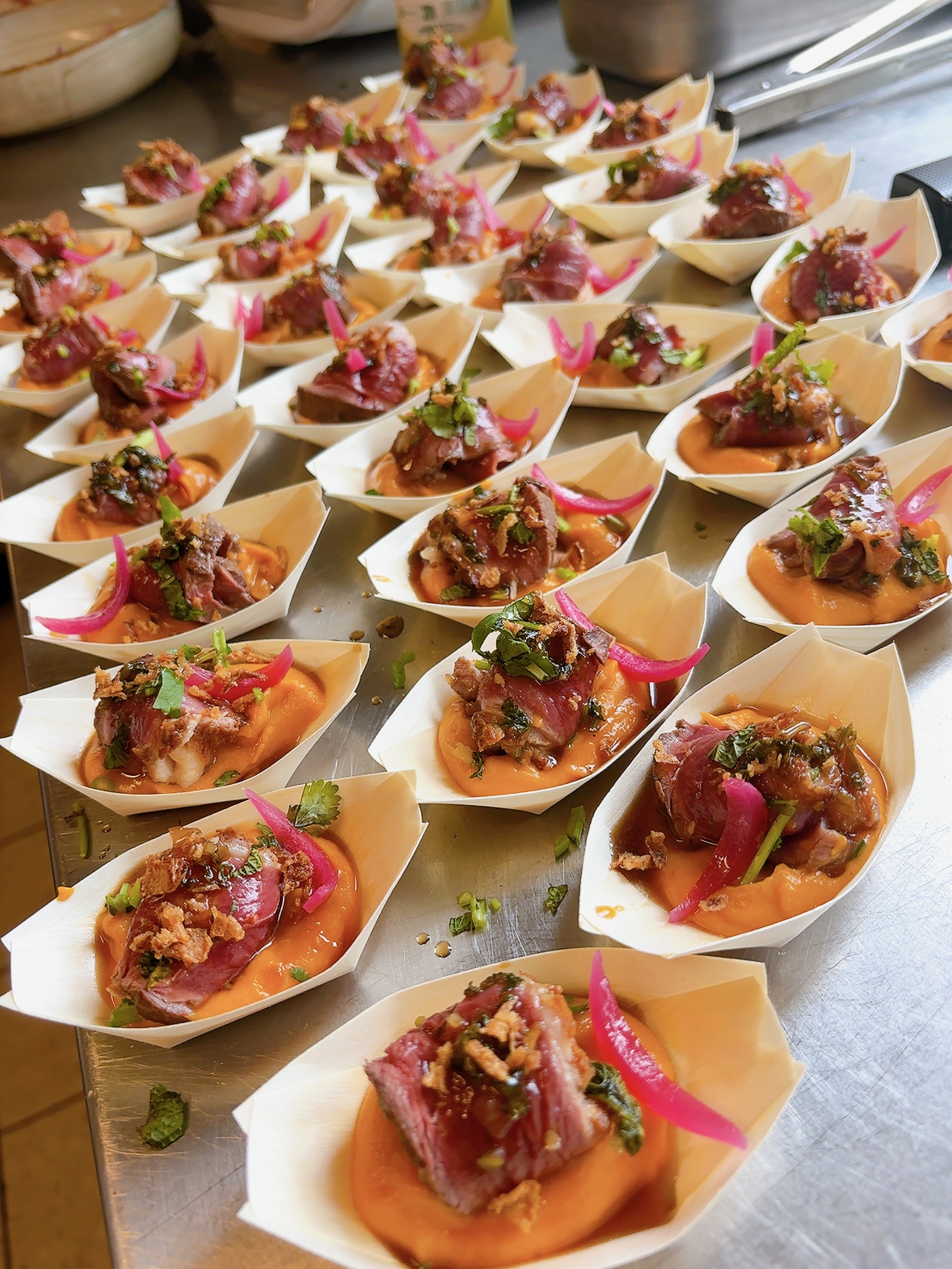Plat de saison préparée par le chef Yann Serra à Blanquefort